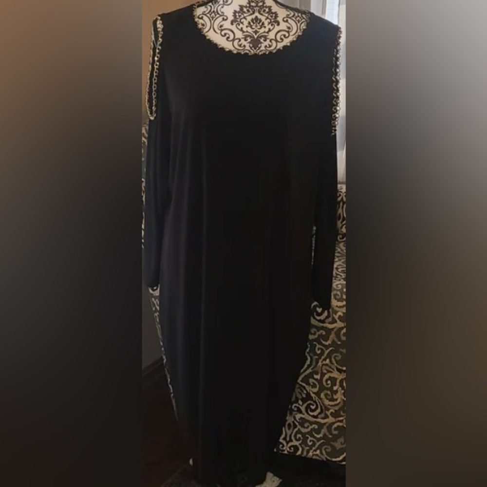 Calvin Klein Black Cold Shoulder Gold Chain Trim Long Sleeve Sz 22W Worn Once